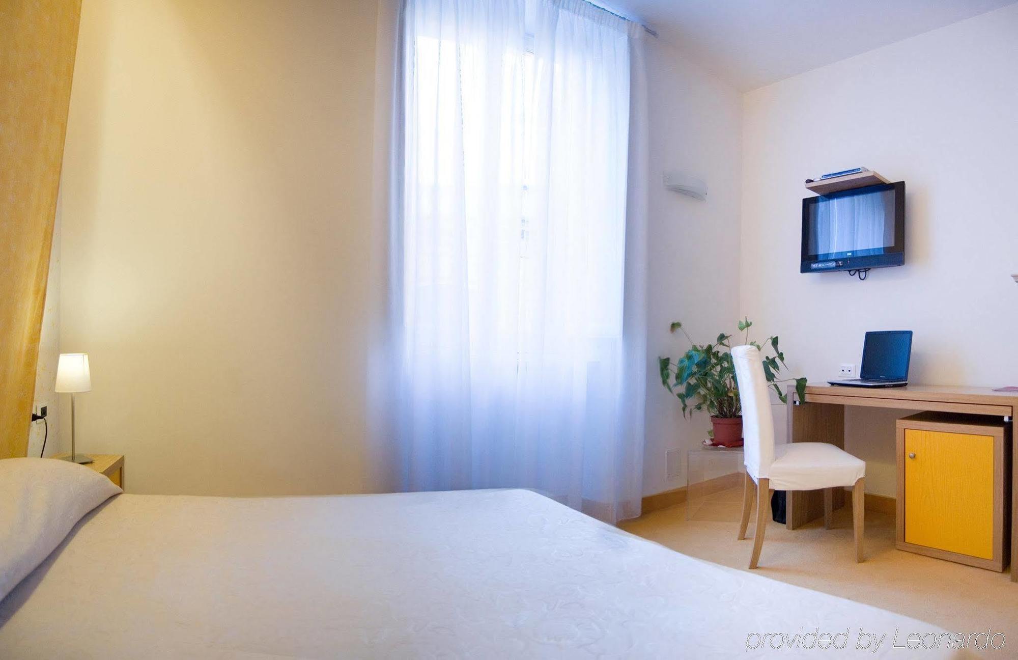 Residenza Domizia Otel Roma Oda fotoğraf